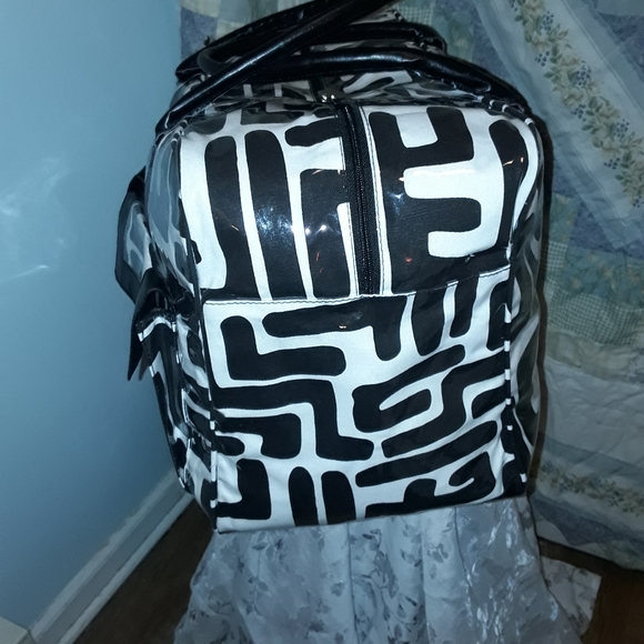 Buckhead Bettie Cape Town Black Weekender Duffle - Picture 6 of 9